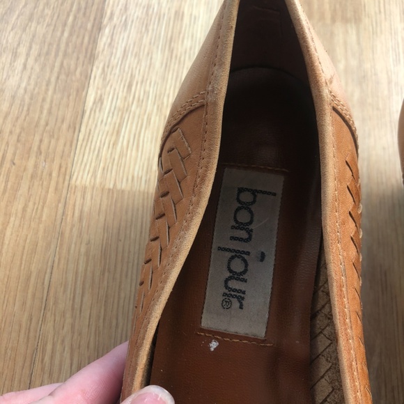 Bonjour Brown Fringed Basket Weave Kitten Heels - Picture 4 of 6